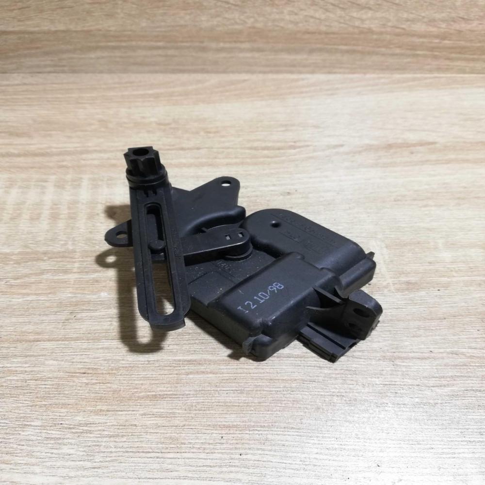 1J0907511   Air flap motor/actuator Volkswagen PASSAT B5.5
