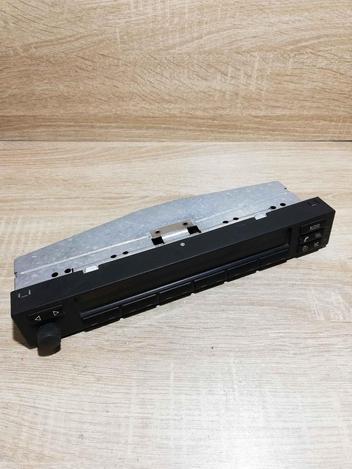 7608710040 8384935  Radio/CD/DVD/GPS head unit BMW 5 E39