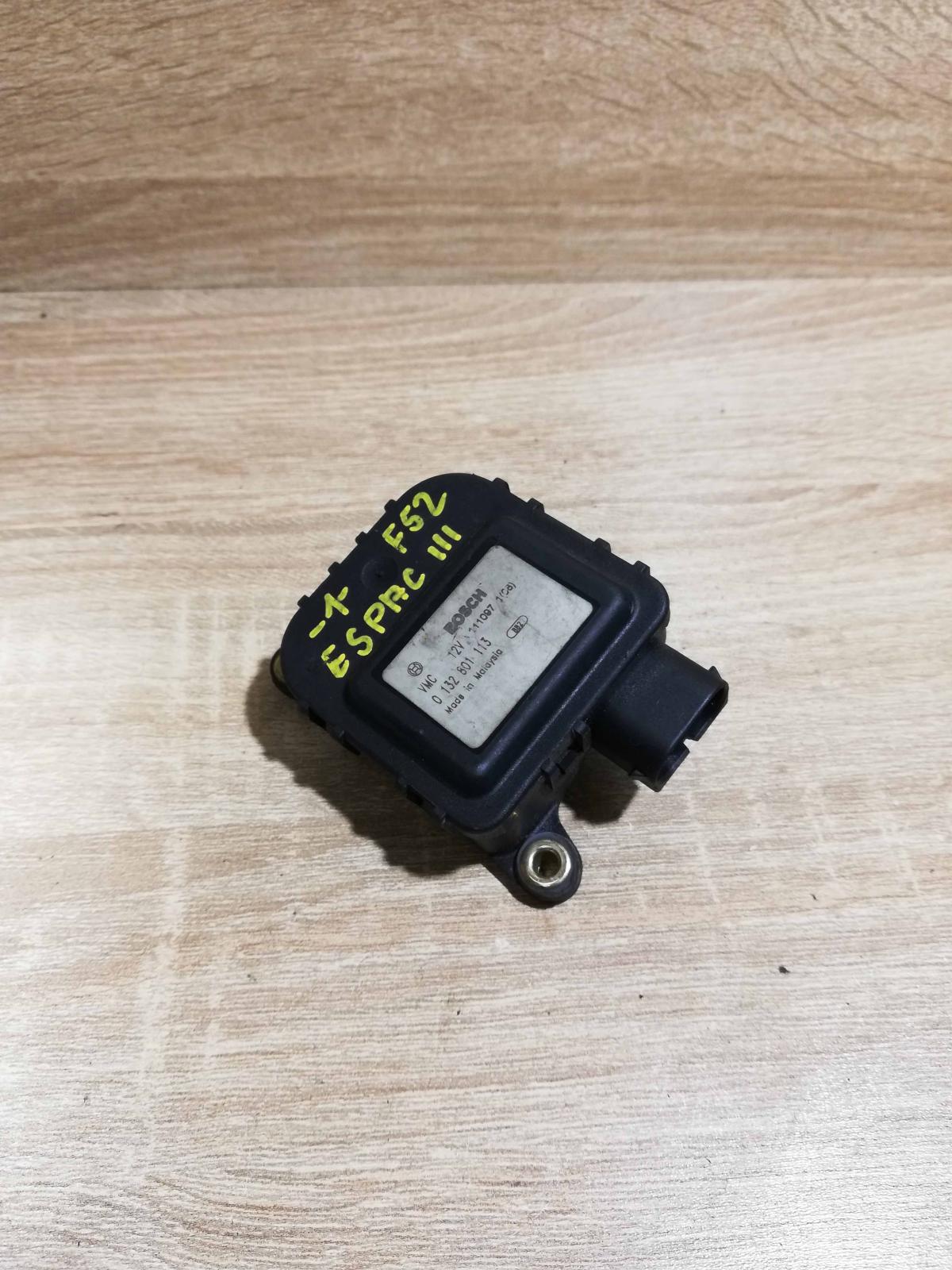 132801113   Air flap motor/actuator Renault Espace III