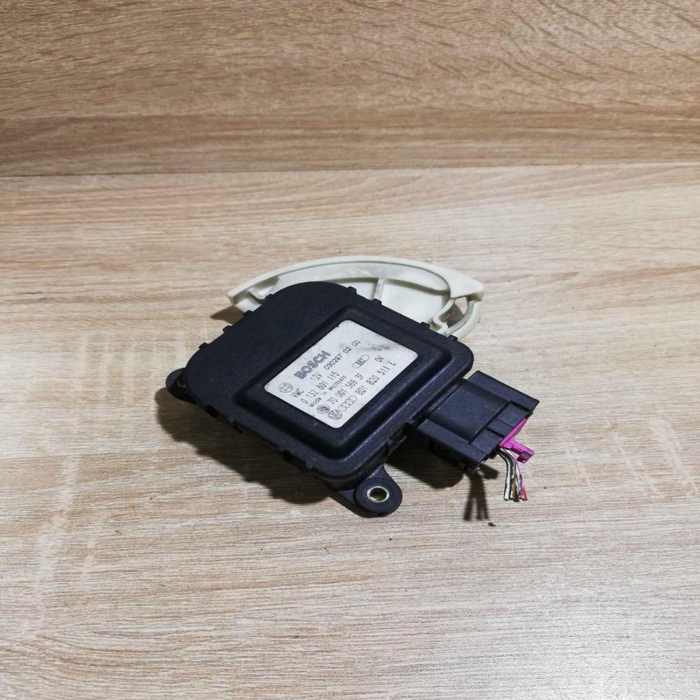 0132801115   Air flap motor/actuator Volkswagen PASSAT B5