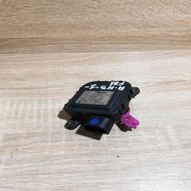0132801121   Air flap motor/actuator Audi A3 S3 8L