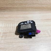 0132801121   Air flap motor/actuator Audi A3 S3 8L