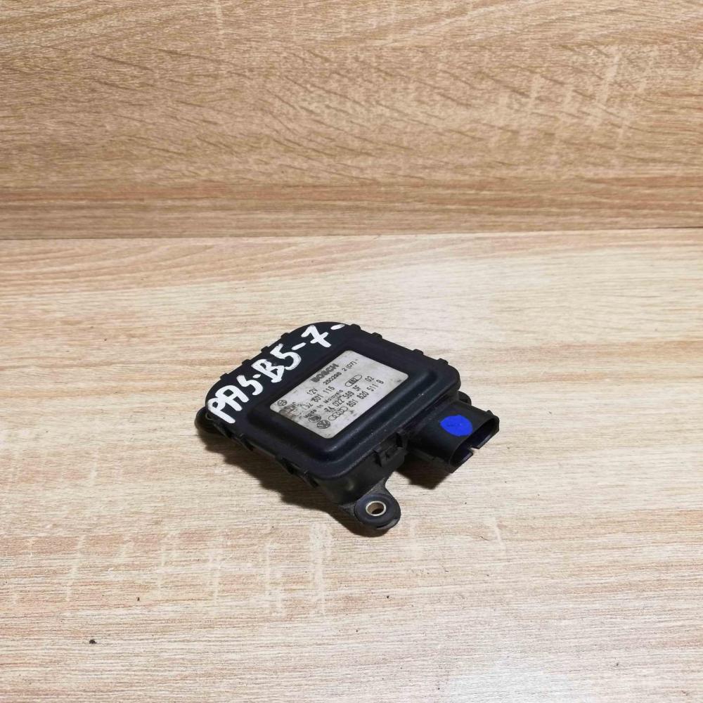 0132801116 8D1820511B  Air flap motor/actuator Volkswagen PASSAT B5