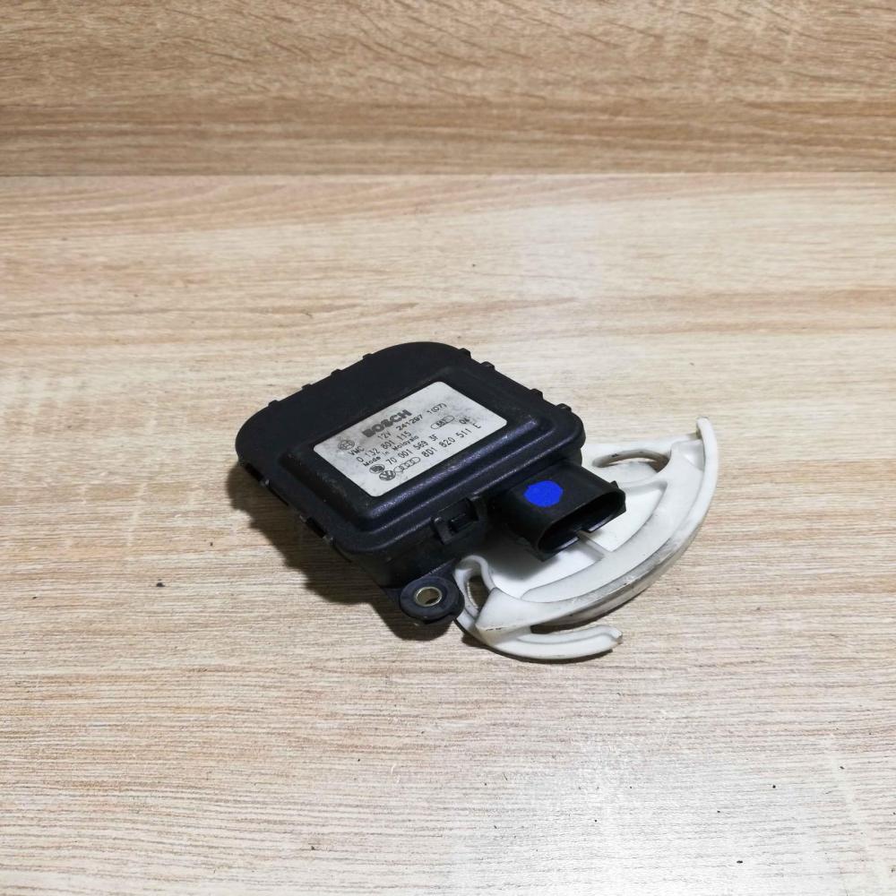 0132801115 8D1820511E  Air flap motor/actuator Volkswagen PASSAT B5