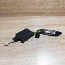 V440 5 F10   Central locking motor Volvo 440