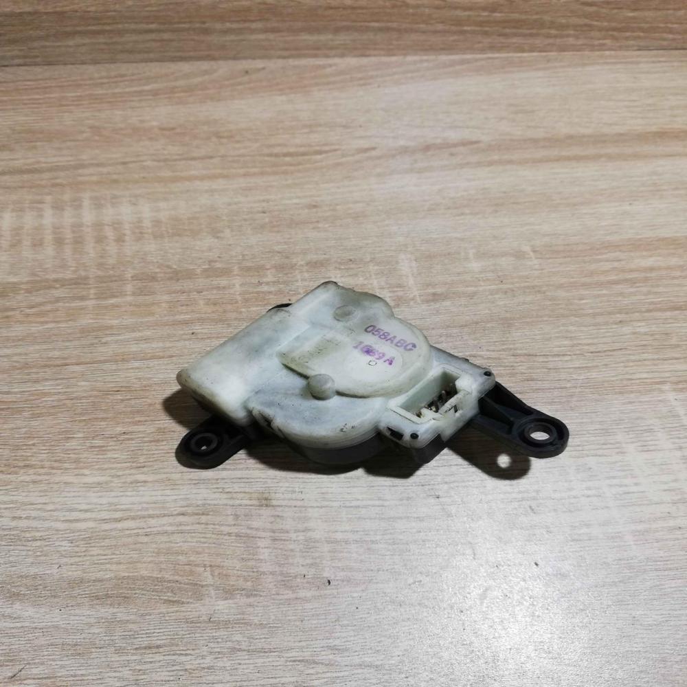 058ABC 1689A   Air flap motor/actuator Chrysler Voyager