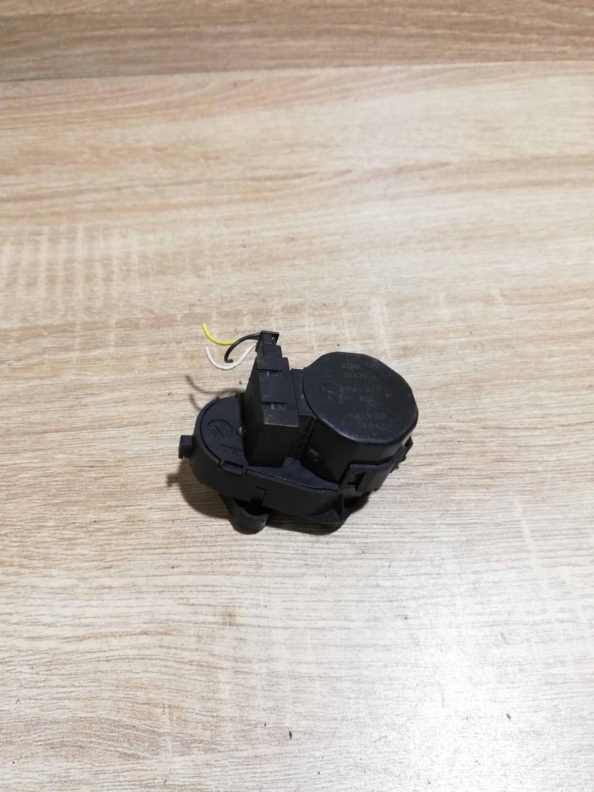 6902855   Air flap motor/actuator BMW 3 E46