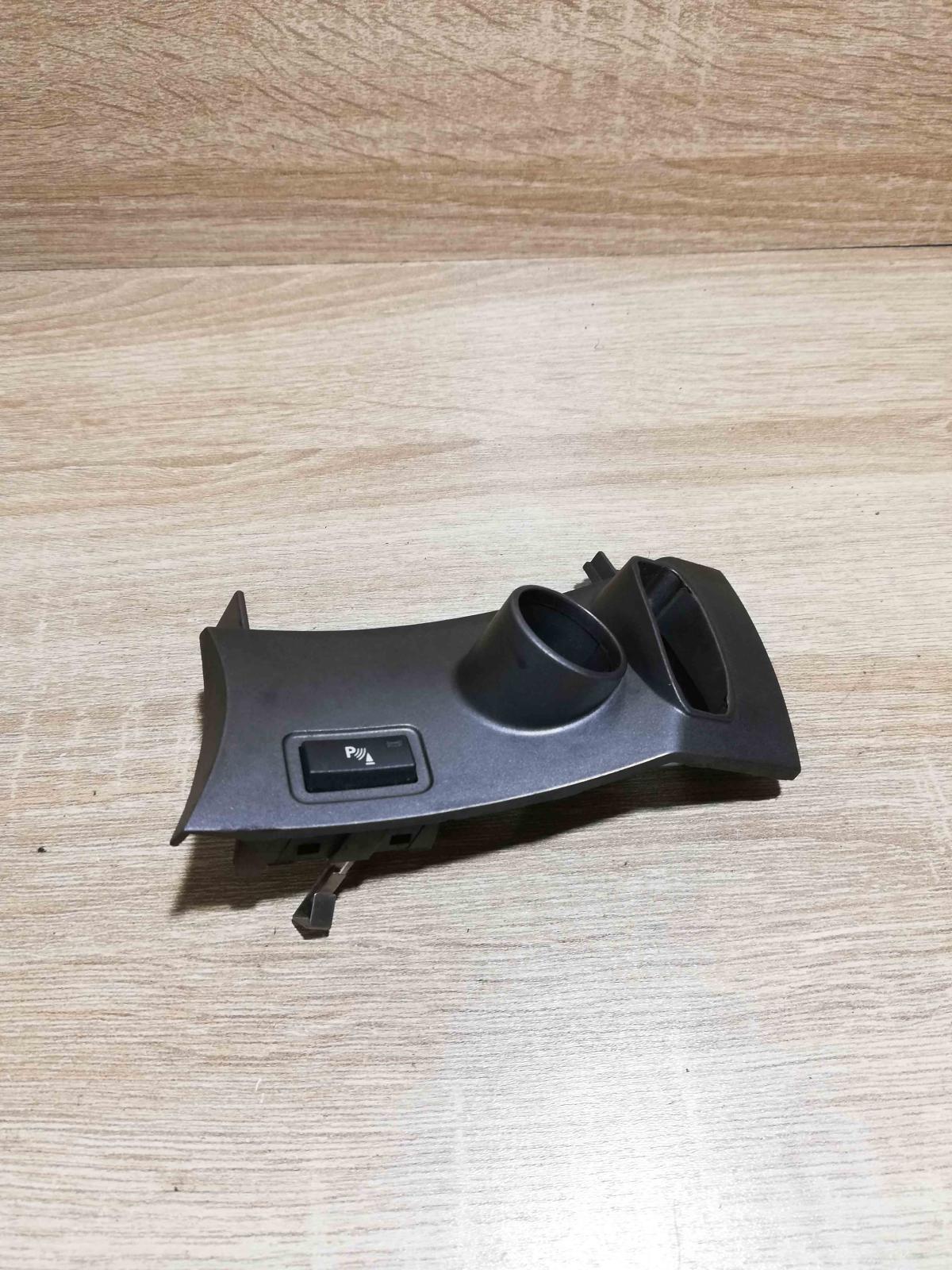 6921190   Parking (PDC) sensor switch BMW 7 E65 E66