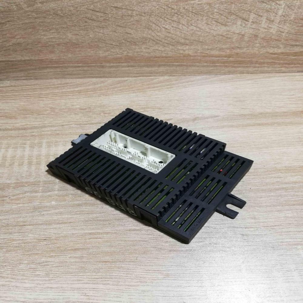 9112631   Light module LCM BMW 5 E60 E61