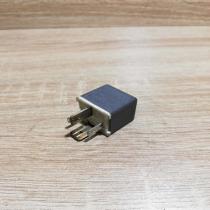 4RA003510 70   Other relay Volkswagen Golf IV