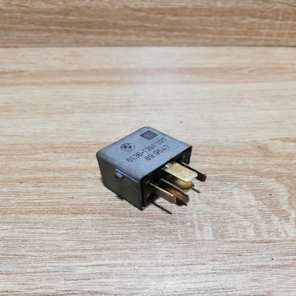 1391397 899547  Other relay BMW 3 E36