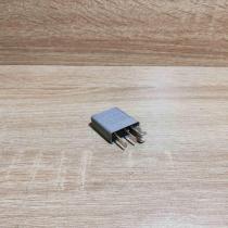 13100504   Other relay Opel Meriva A
