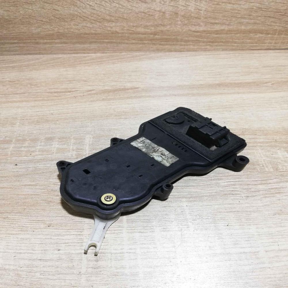 BLH6H2C MAZDA  Air flap motor/actuator Mazda 626