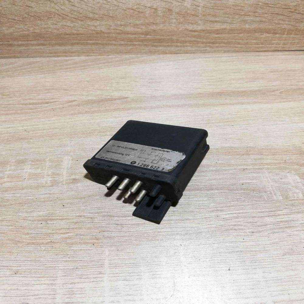 1286622   Glow plug pre-heat relay BMW 3 E30