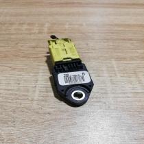 89831 0D010   Airbag deployment crash/impact sensor Toyota Yaris