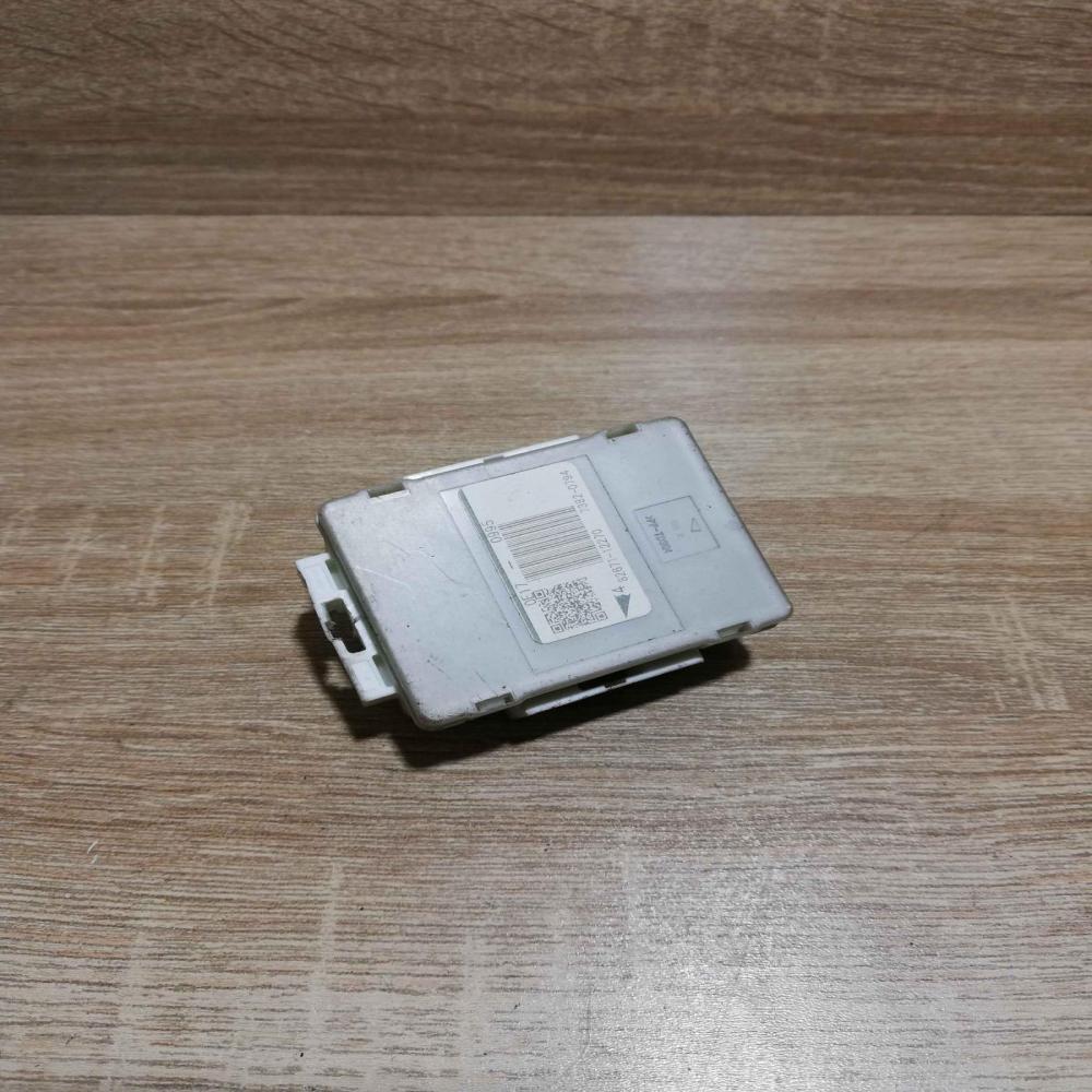 82671 12270 7382 0794  Other control units/modules Toyota Auris 150