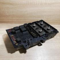 04686502AE P04686502AE  Fuse module Chrysler Voyager