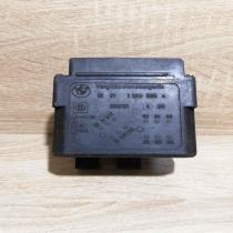 1285085   Glow plug pre-heat relay BMW 5 E34
