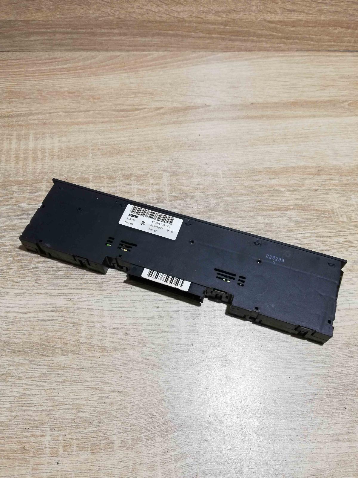 8373772   Seat heating relay BMW 5 E39