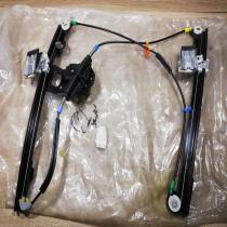 1H0837401B   Front door manual window regulator Volkswagen Golf III