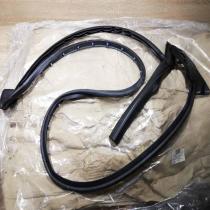 8T0837911G   Front door rubber seal Audi A5 8T 8F