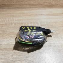 V440 3 59 PK   Central locking motor Mazda 626
