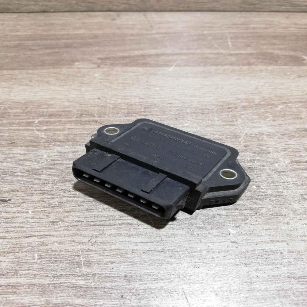211905351D   Ignition amplifier control unit Volkswagen Golf III