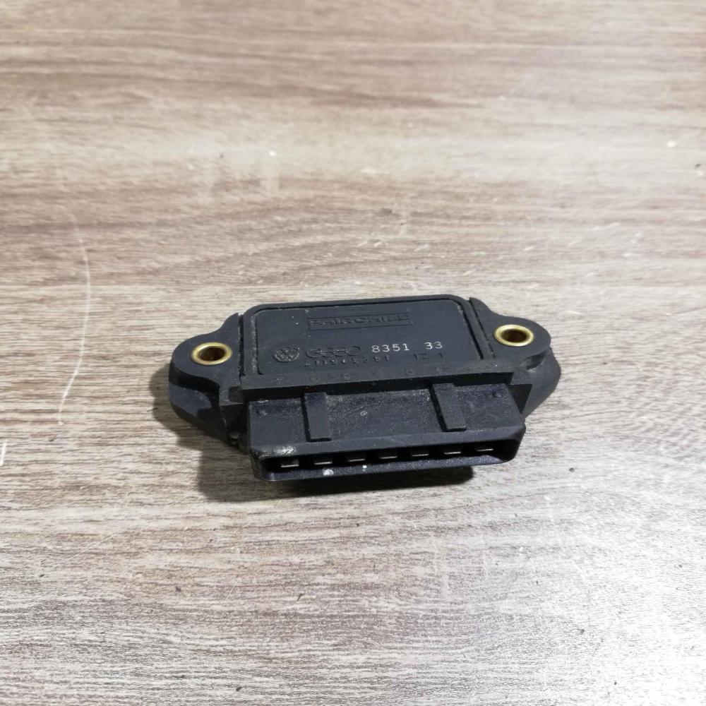 211905351   Ignition amplifier control unit Volkswagen Golf II