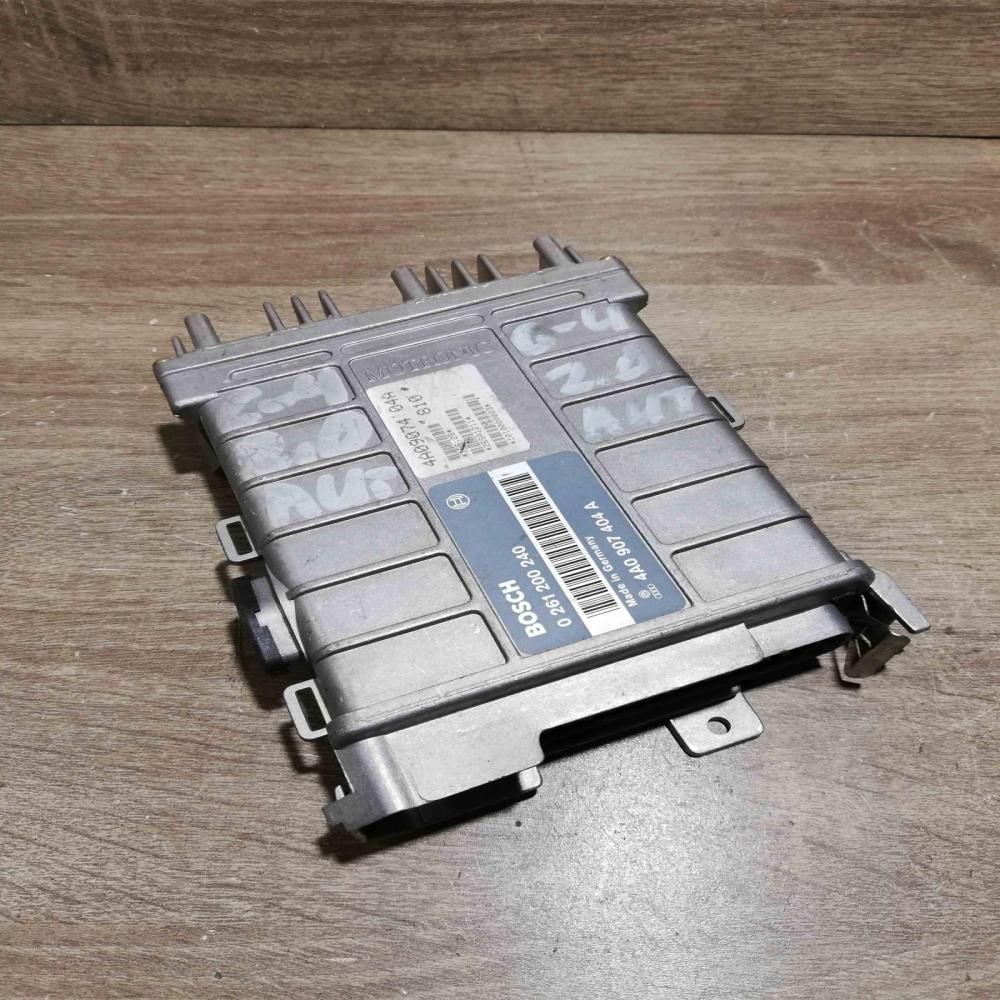 0261200240 4A0907404A  Engine control unit/module ECU Audi 100 S4 C4