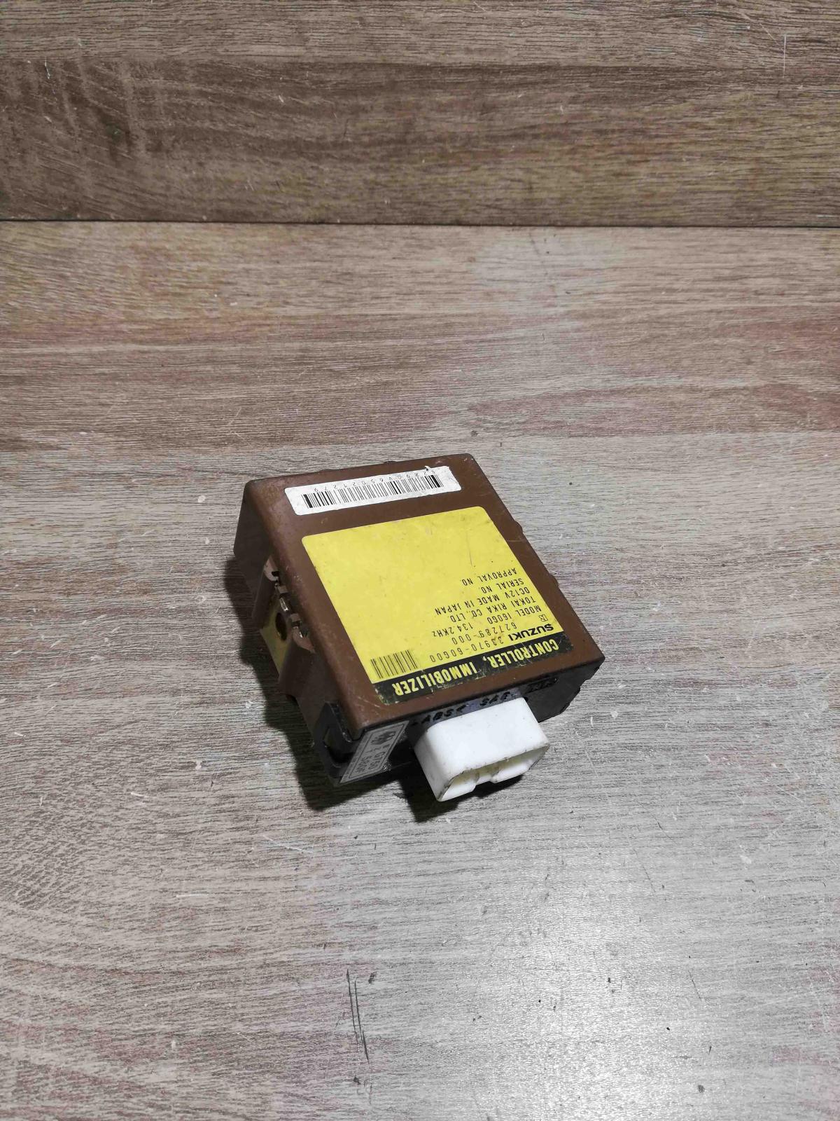 627289 000 33970 60G00  Immobilizer control unit/module Suzuki Baleno EG