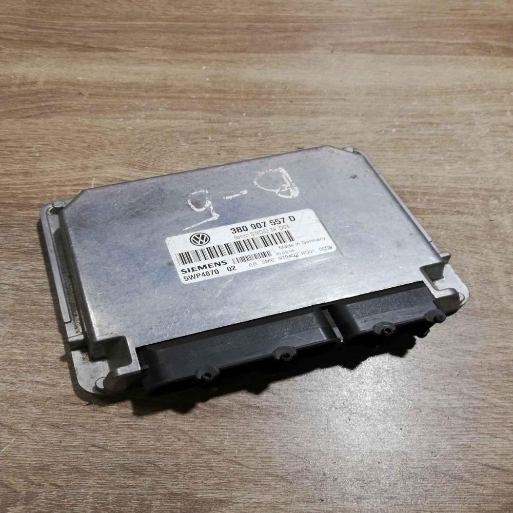 3B0907557D 5WP4870  Engine control unit/module ECU Volkswagen PASSAT B5