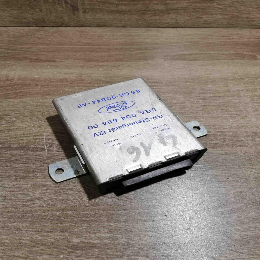 5GA004694 00 85GB 9D844 AE  Other control units/modules Ford Scorpio