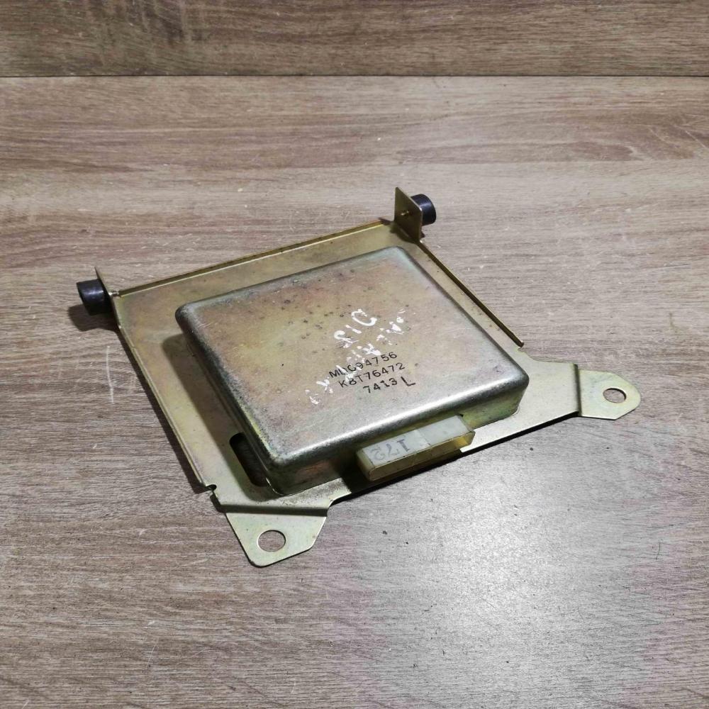 MD094756 K8T76472  Engine control unit/module ECU Mitsubishi Galant