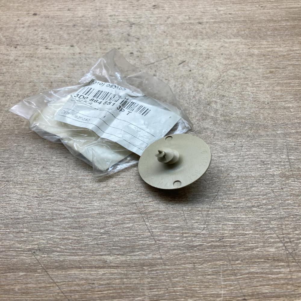 3D0864851 3D0864851 3PT  Floor mat clip fixing clamp Volkswagen PASSAT B6