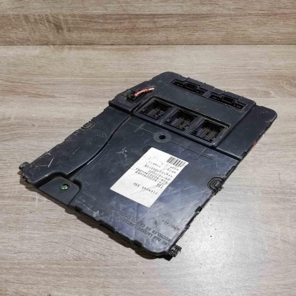 8200292068 8200234408A  Central body control module Renault Megane II