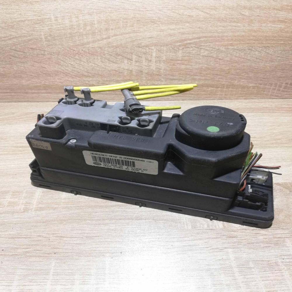 2088000548 007828 05  Central locking vacuum pump Mercedes-Benz C W202