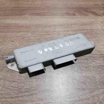 90462593 0808018  Aerial antenna amplifier Opel Vectra B