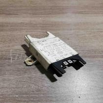 5KG005034 00 857919471  Light relay Audi 80 90 B3