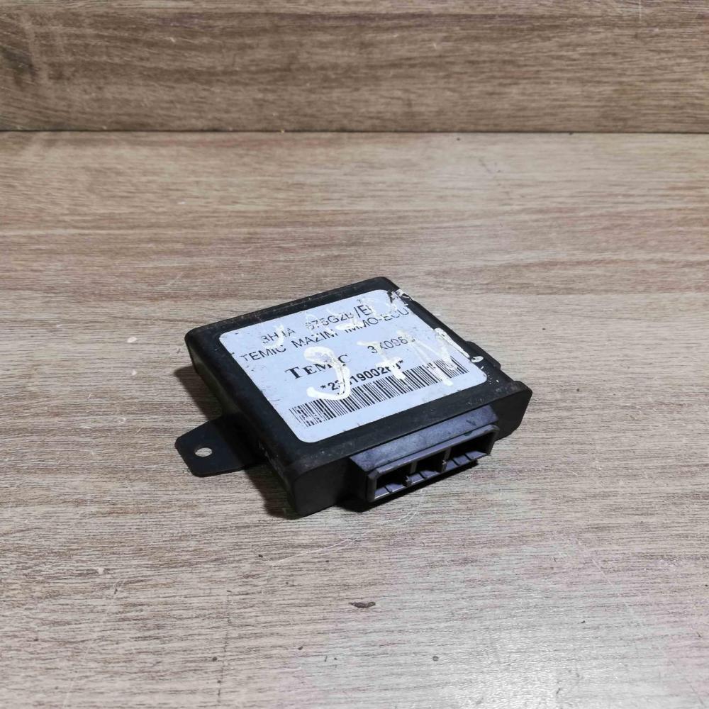 675G2B   Immobilizer control unit/module Mazda 626