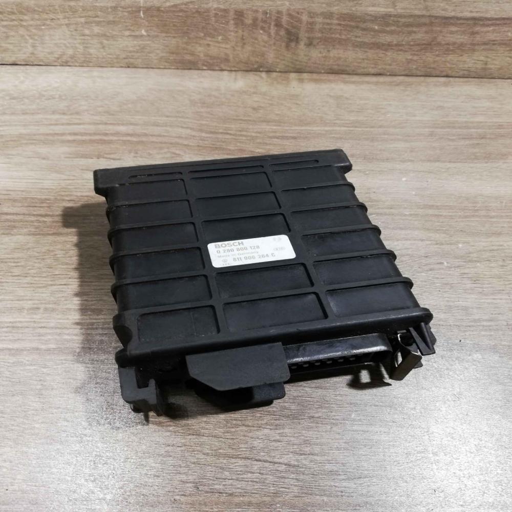 0280800128 811906264C  Engine control unit/module ECU Audi 80 90 B3