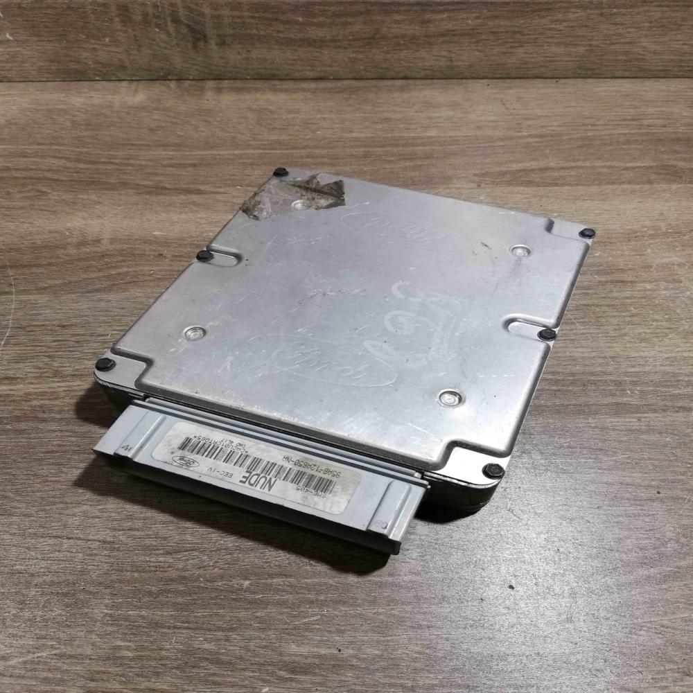 95AB 12A650 NA NUDE  Engine control unit/module ECU Ford Escort
