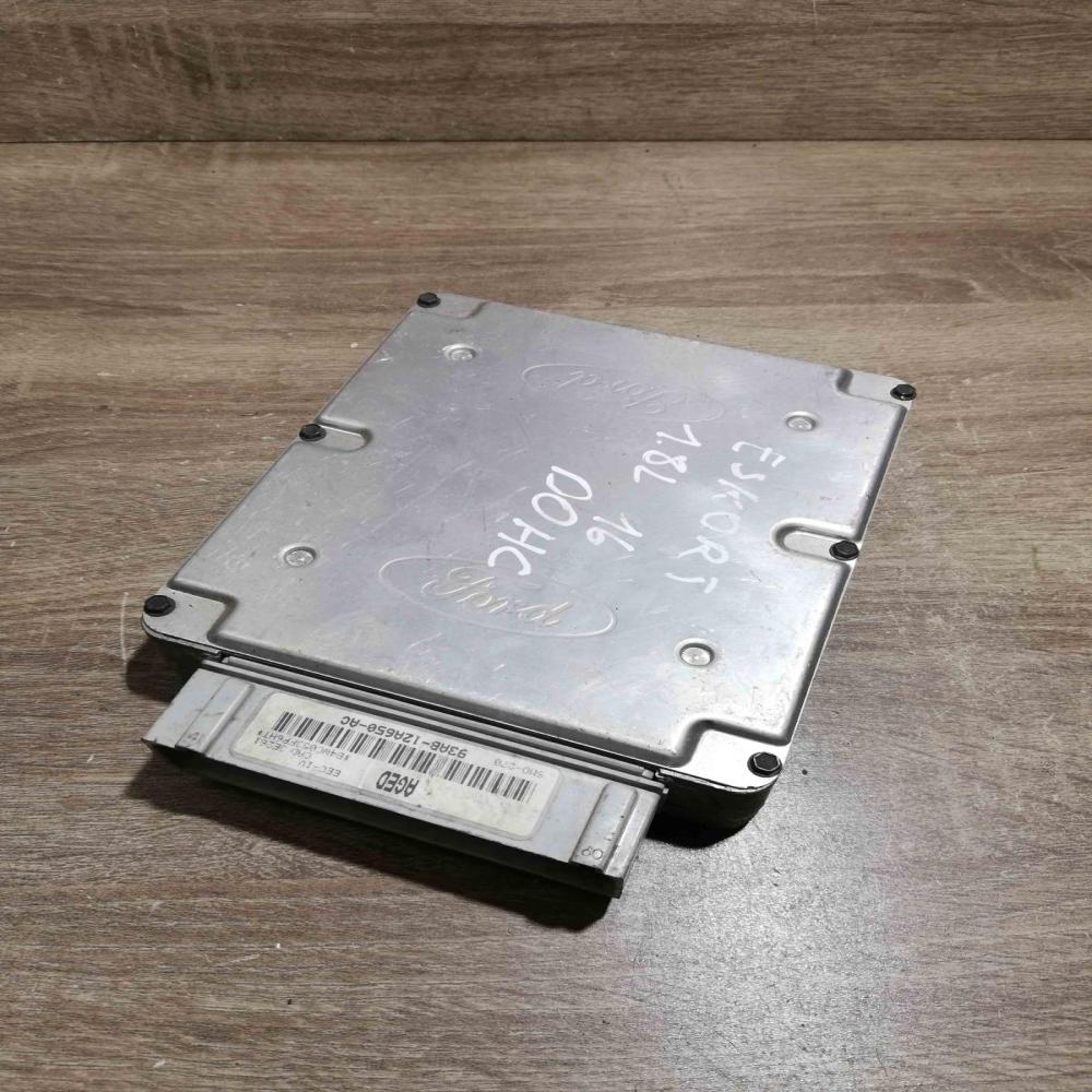 93AB 12A650 AC AGED  Engine control unit/module ECU Ford Escort