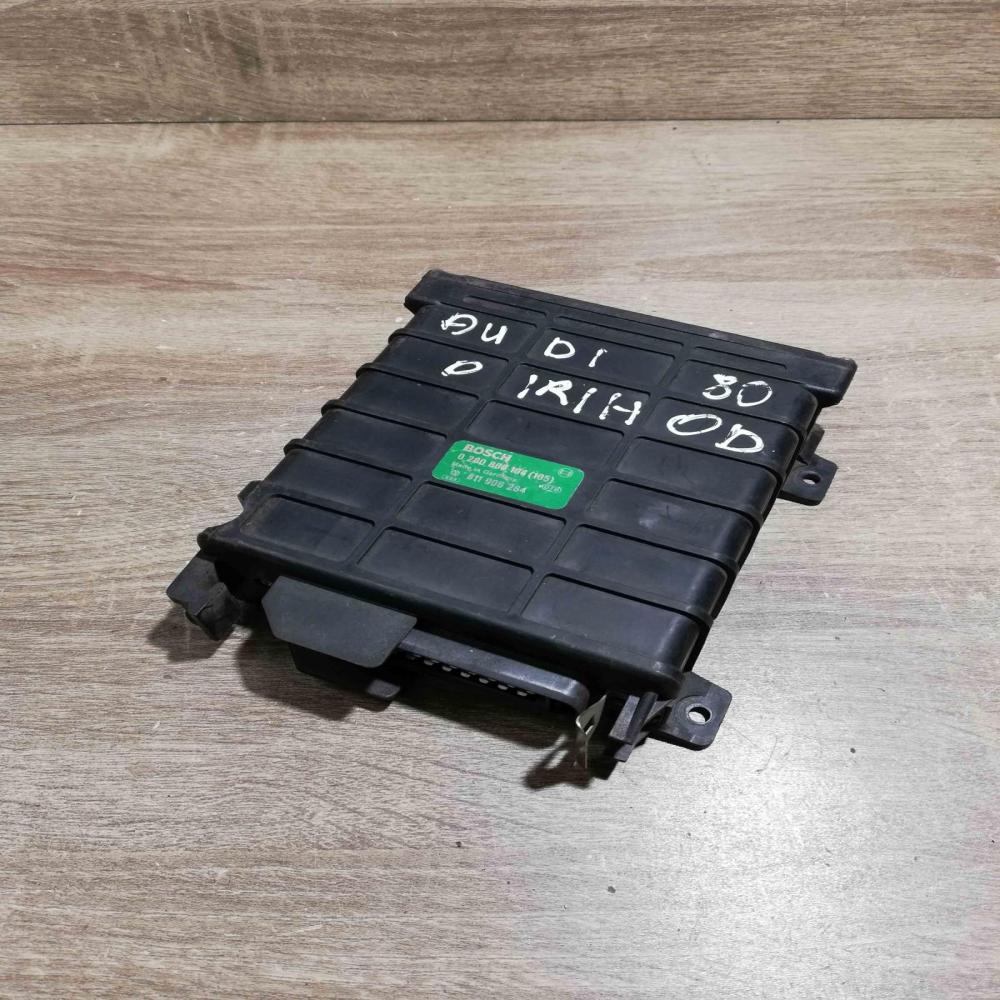 0280800104 811906264  Engine control unit/module ECU Audi 80 90 S2 B4