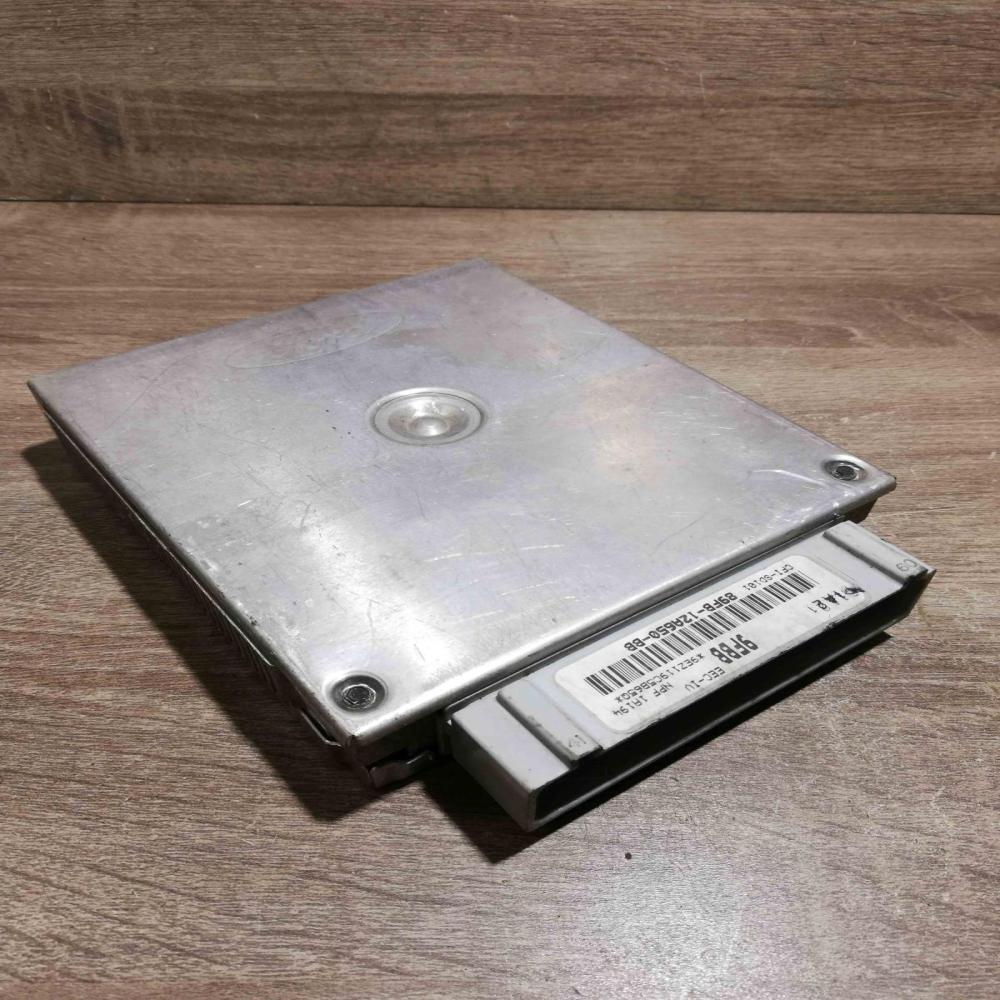 89FB 12A650 BB 9FBB  Engine control unit/module ECU Ford Fiesta