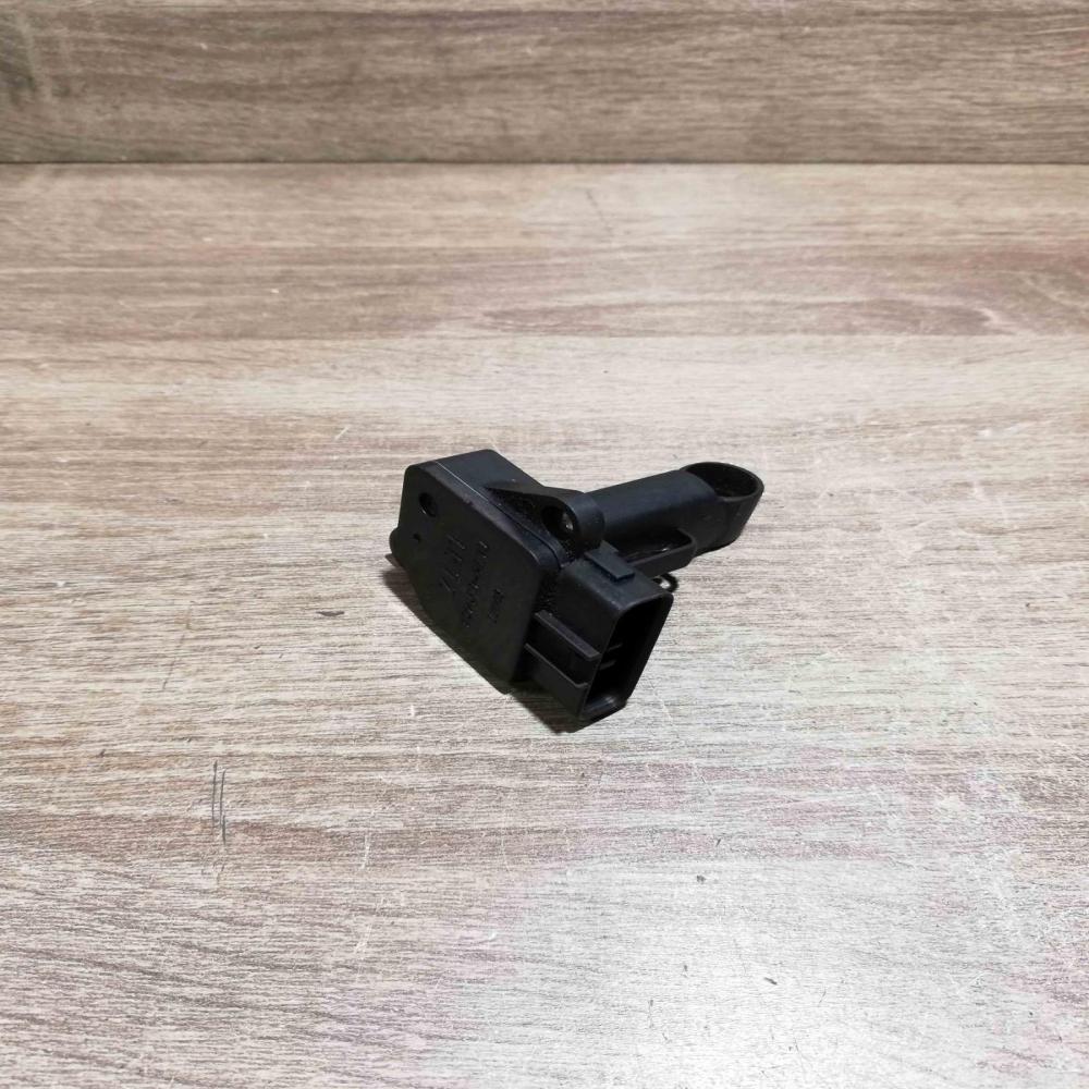 197400 2010   Mass air flow meter Mazda 323 F