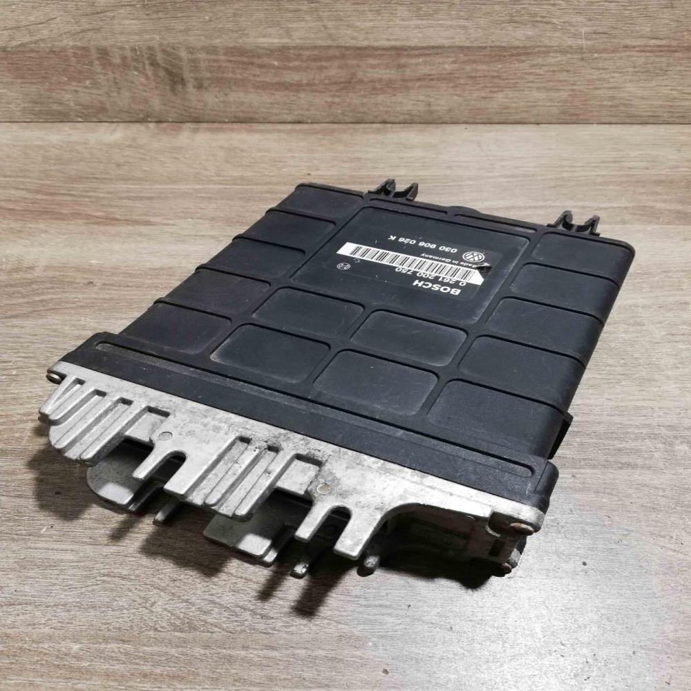 0261200750 030906026K  Engine control unit/module ECU Volkswagen Golf III