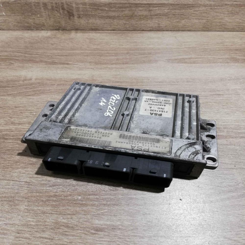 21647430 7 84820V02  Engine control unit/module ECU Peugeot 206