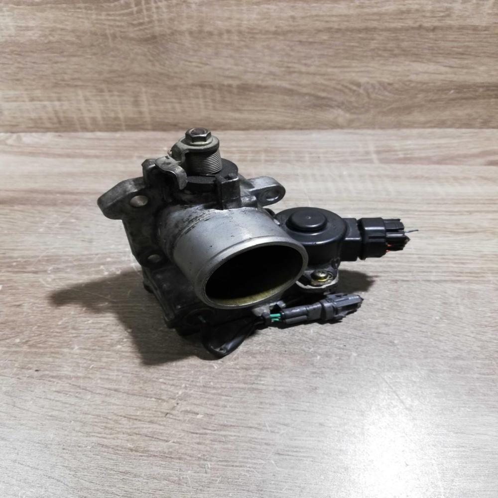 89672 2102   Electric throttle body valve Toyota Avensis T250