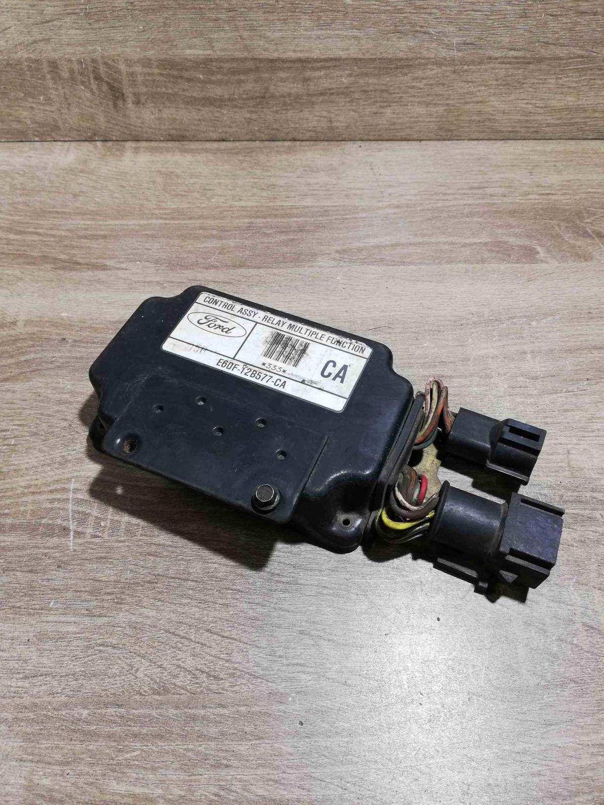 E6DF 12B577 CA   Other relay Ford Taurus