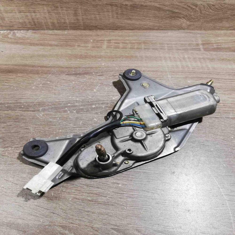 85130 47010 259600 0351  Rear window wiper motor Toyota Prius (XW20)